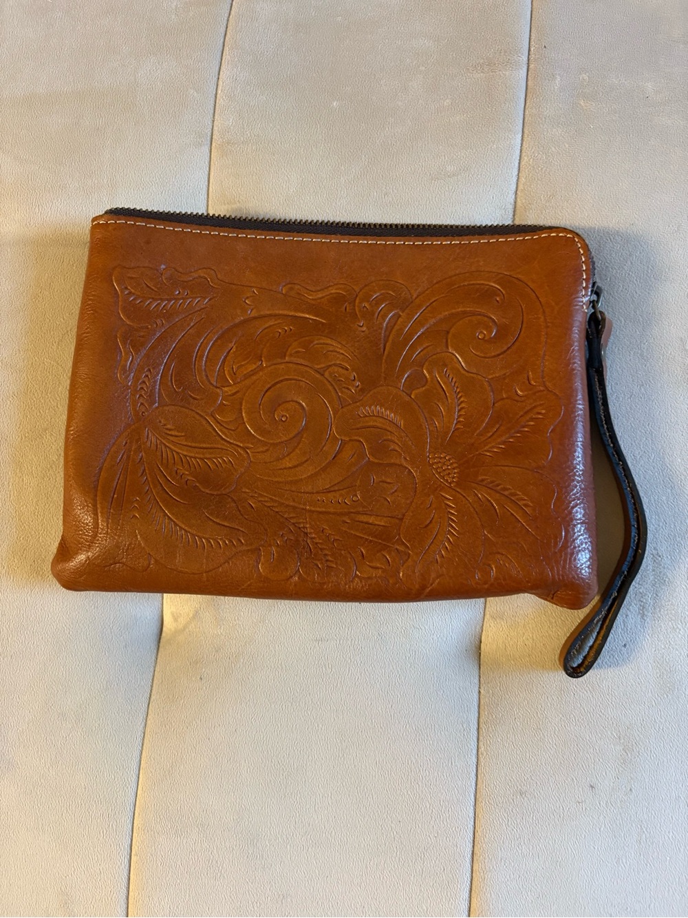 Patricia Nash Cassini Wristlet / Clutch Leather - Brown